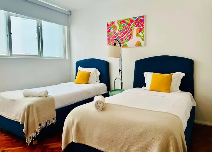Fast Wifi, Beautiful Ph Steps Away From Masaryk